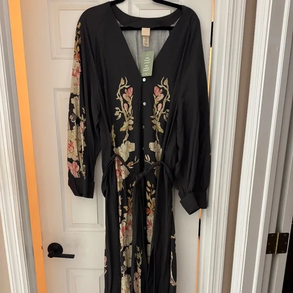 H&M Dresses Hm Vneck Kimono Sleeve Kaftan Style Floral Print